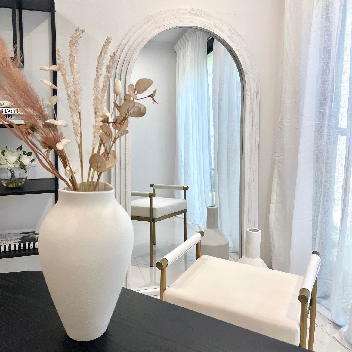 Sierra Arched Mirror – Beach White | Sculptural Full-Length Mirror