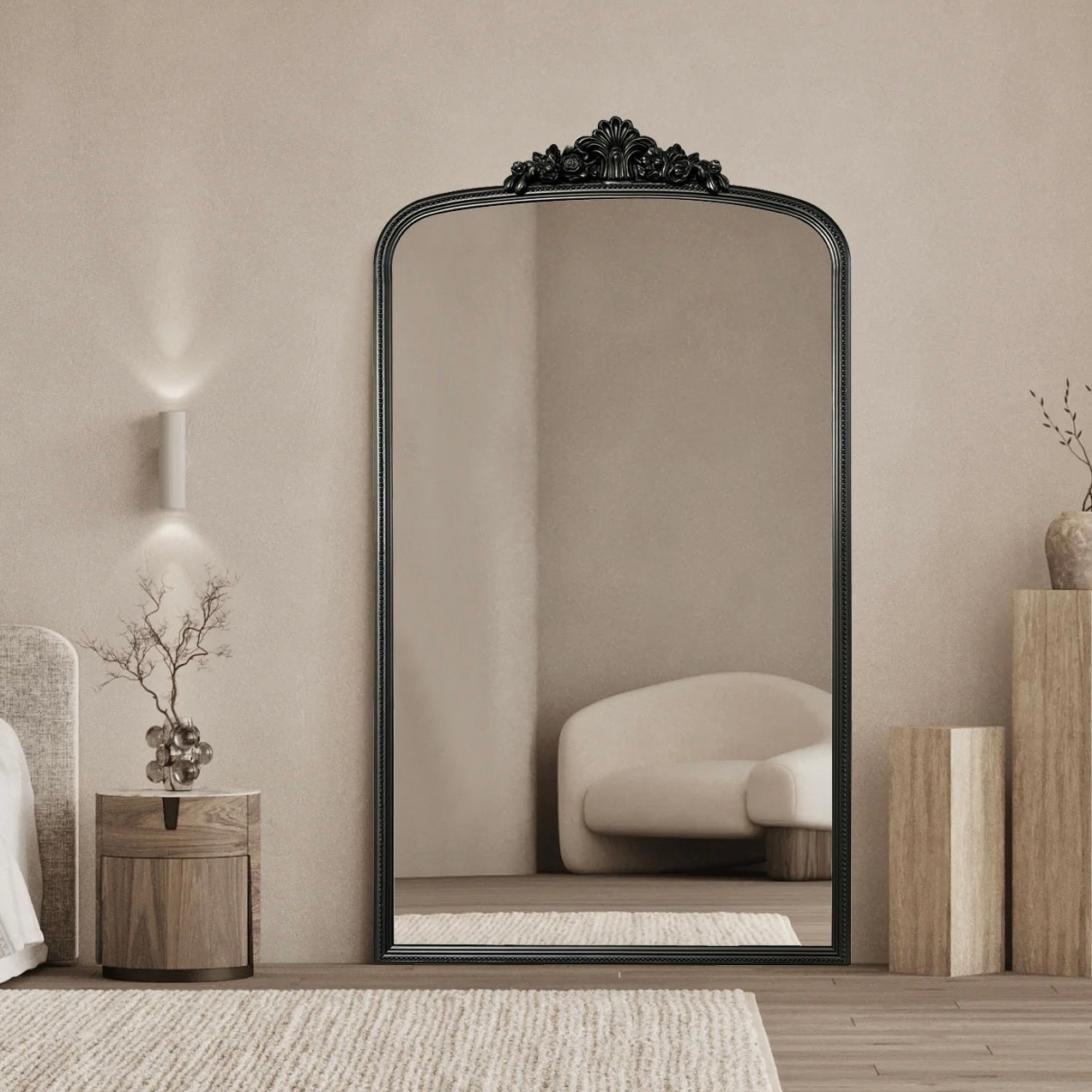 Helena Black Mirror – Arched Mirror with Ornate Crest