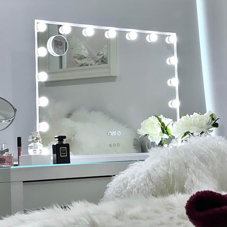Hollywood Lux Framed LED Makeup Mirror - XL – Designer mirror by Interior Ave