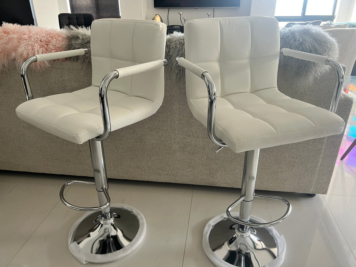 CLASSIC WHITE HANDLE BAR STOOLS - Set of 2