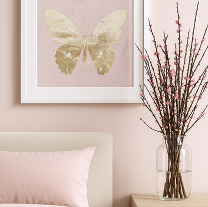 Golden Glimmer - Artwork Hire