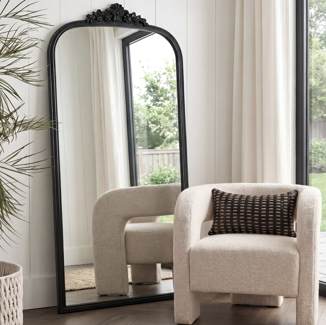 Helena Black Mirror – Arched Mirror with Ornate Crest