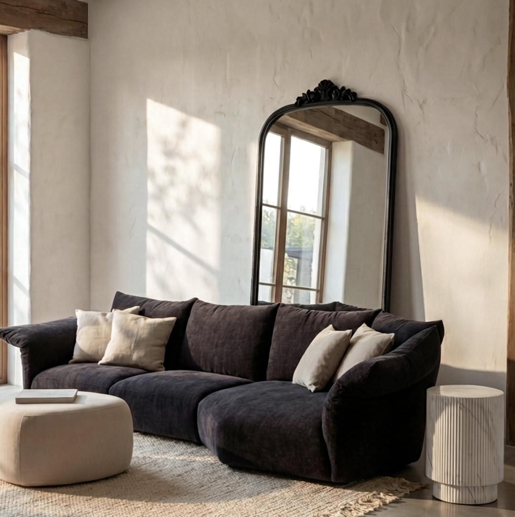 Helena Black Mirror – Arched Mirror with Ornate Crest