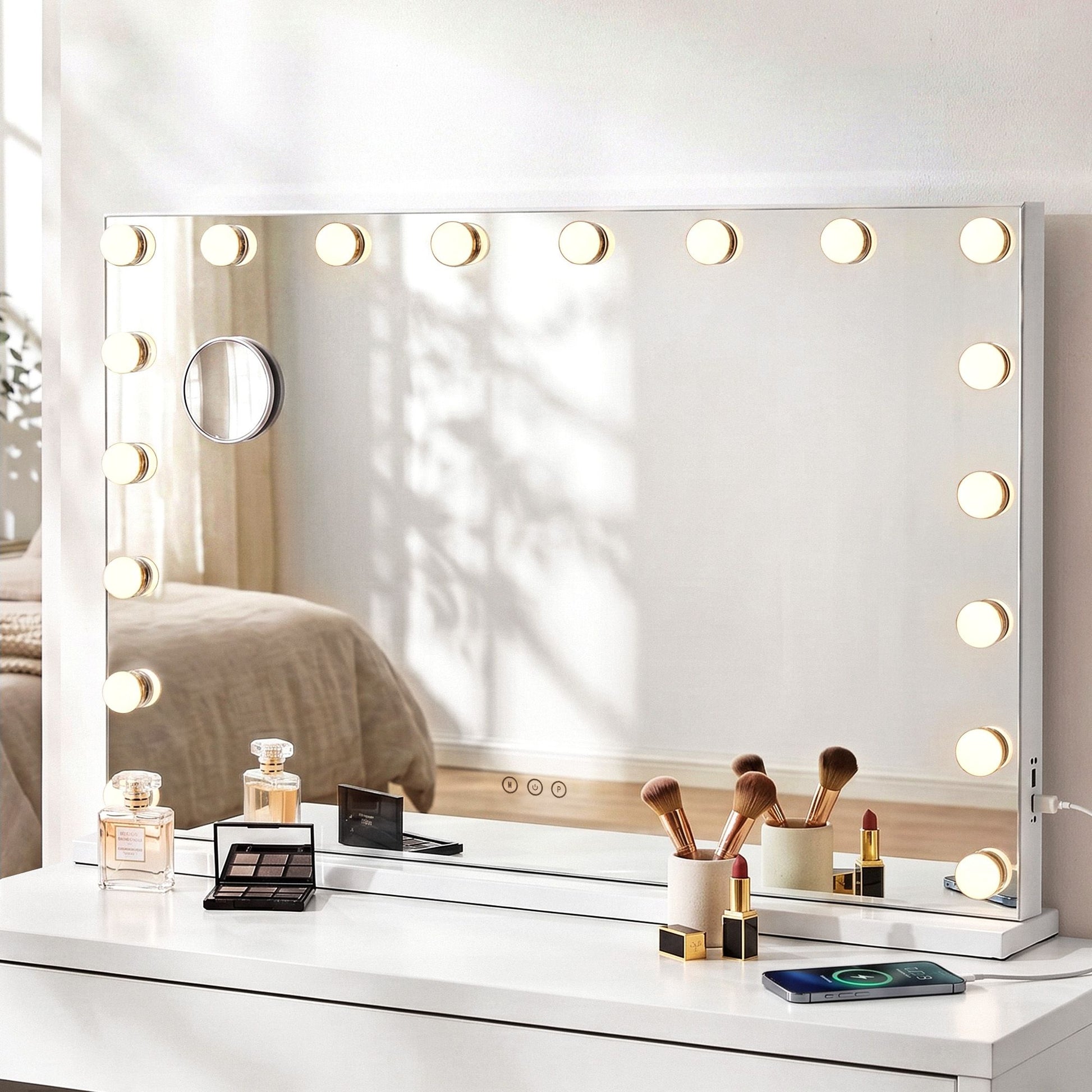 Hollywood Lux XL LED makeup mirror 90cm dimension diagram showing 90cm x 60cm mirror surface and overall product dimensions