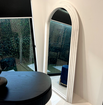 Sierra Arched Mirror – Beach White | Sculptural Full-Length Mirror