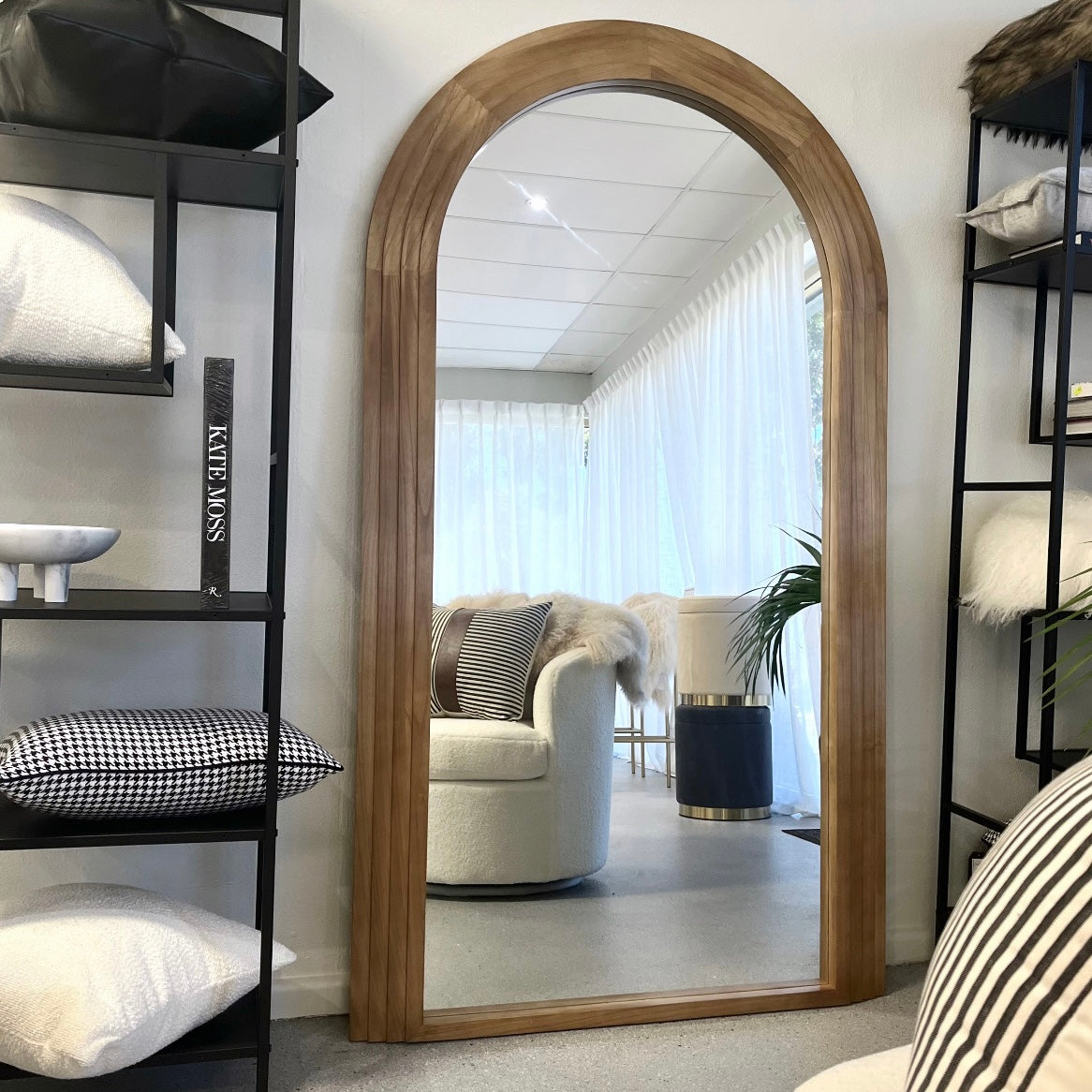 Sierra Oak Full Standing Mirror – Interior Ave
