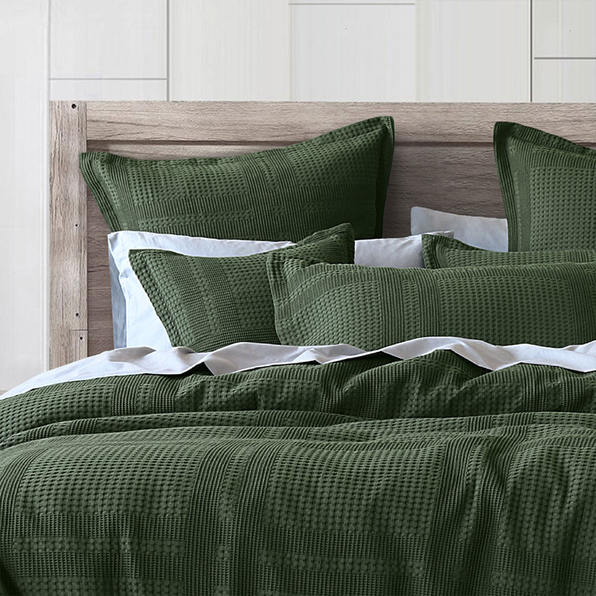 FOREST GREEN WAFFLE QUILT COVER SET - SUPER KING