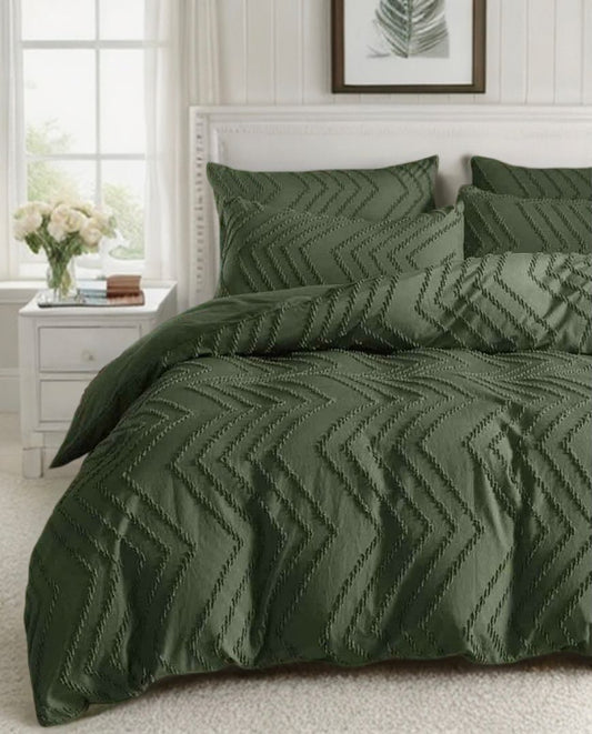 OLIVE GREEN JACQUARD QUILT COVER SET - QUEEN