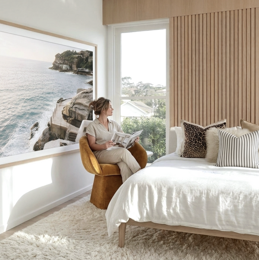 Merlo Swivel Chair in Cinnamon