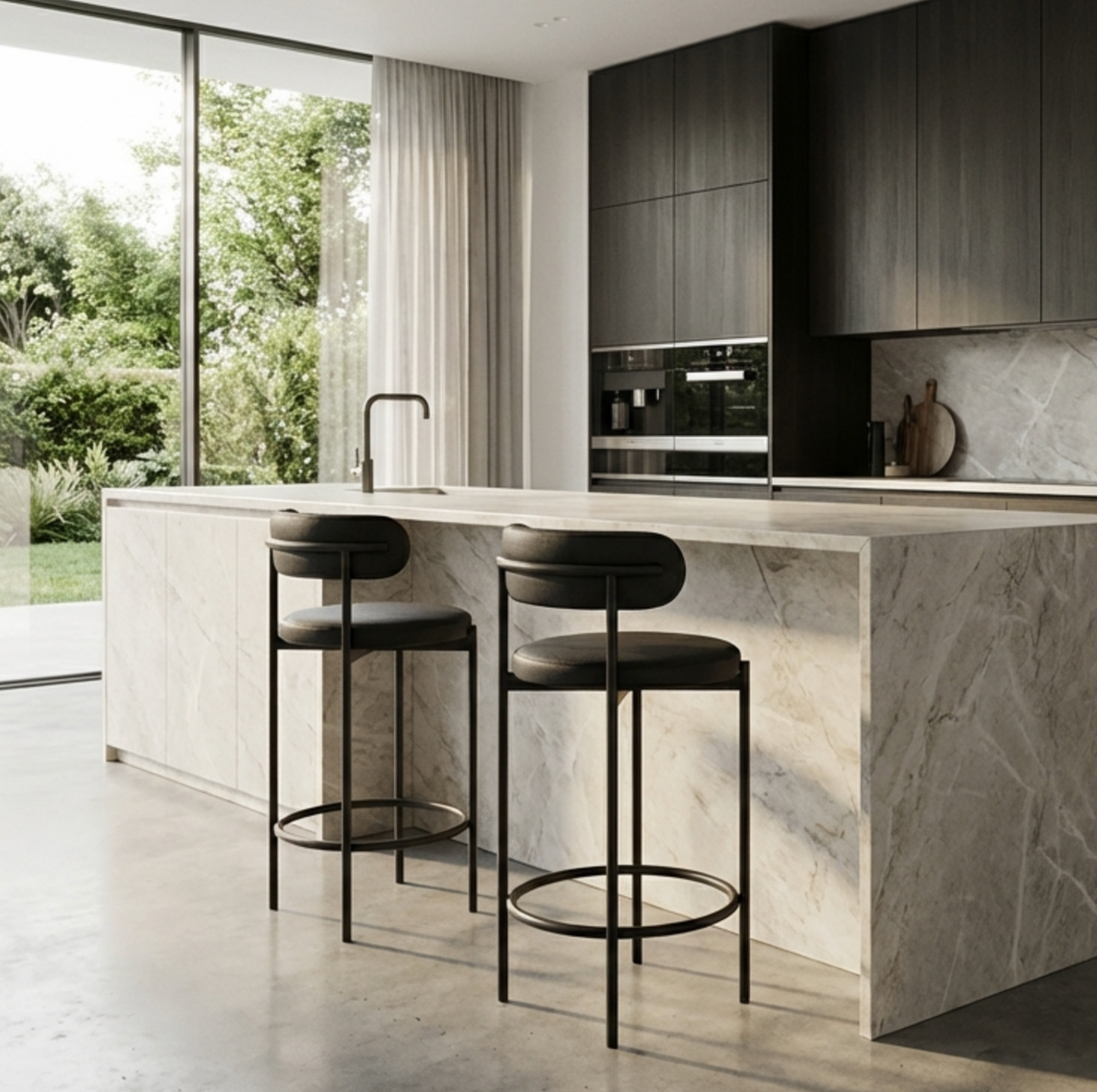 Onyx Round Bar Stool - Black